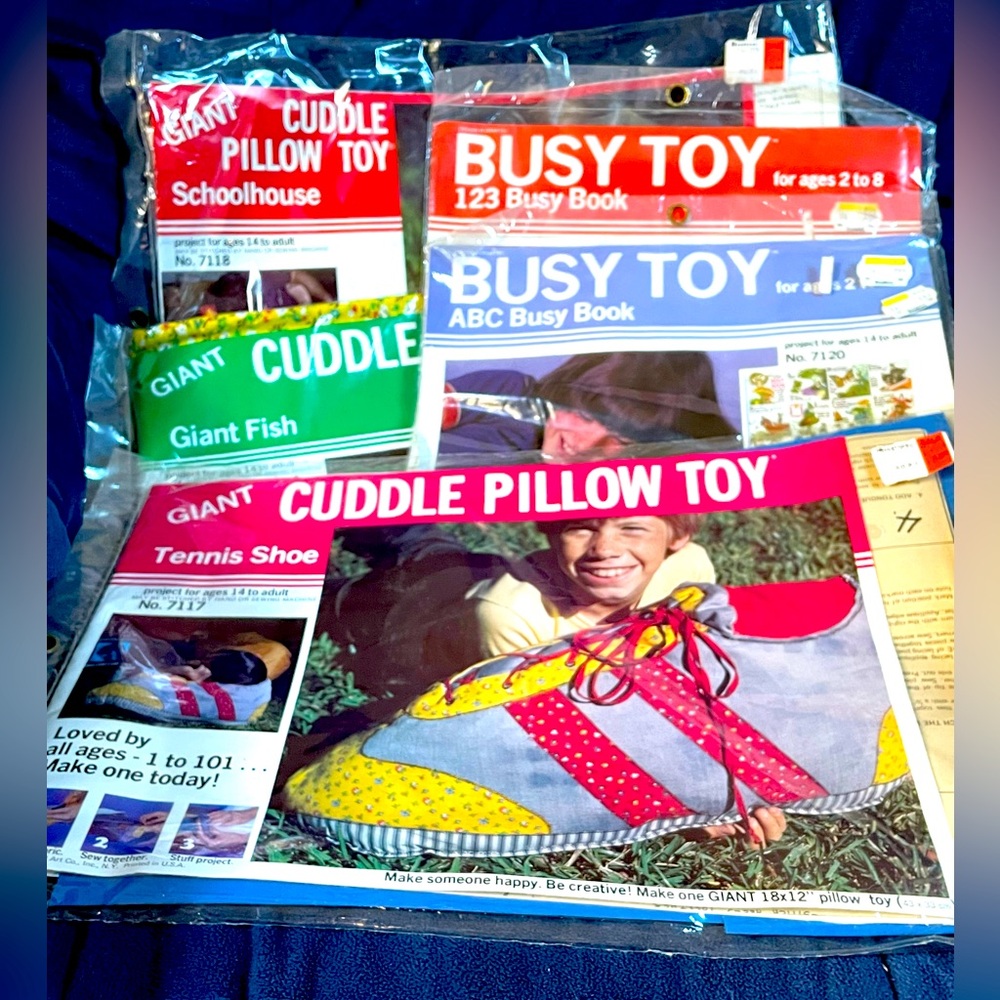 5 Vintage Unopened Kid’s Craft Projects 1970s